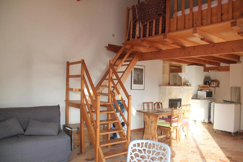 Maison - 406 m² - 11 pièces