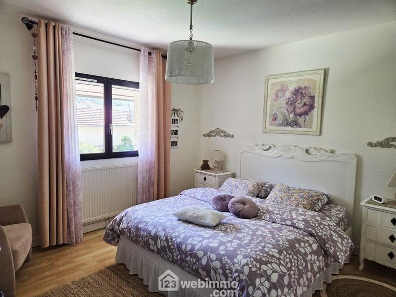 Maison - 98 m² - 4 pièces