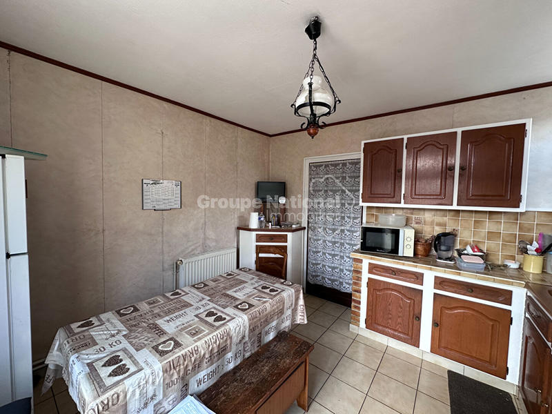 Maison - 226 m² - 8 pièces