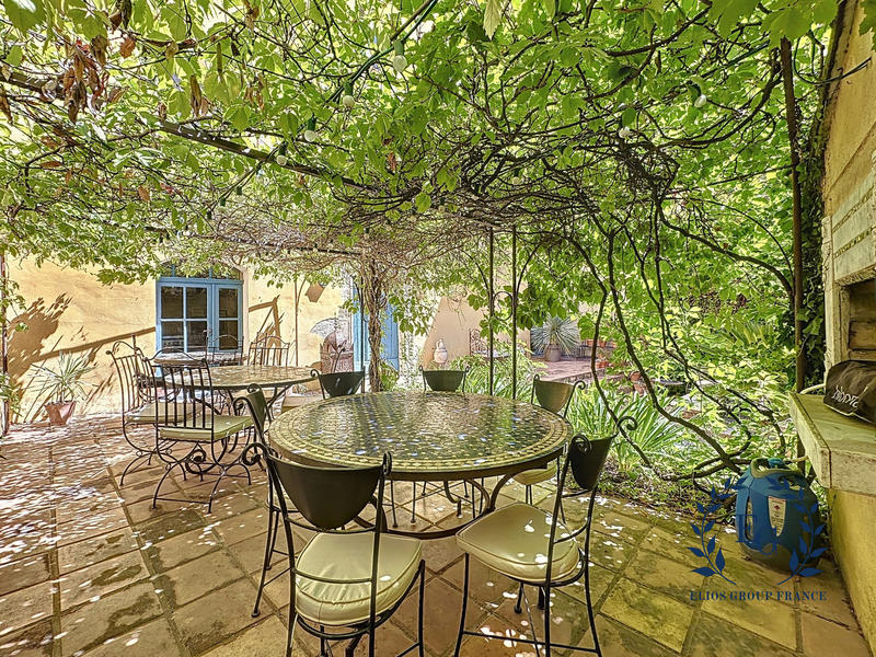 Bastide - 275 m² - 10 pièces