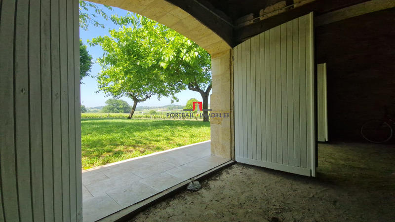 Maison - 201 m² - 7 pièces