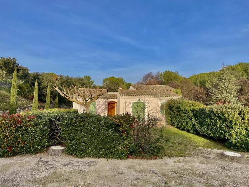 Propriété - 230 m² - 8 pièces