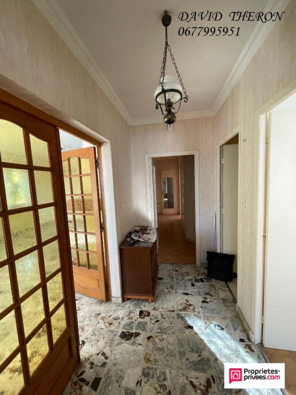 Maison - 139 m² - 9 pièces