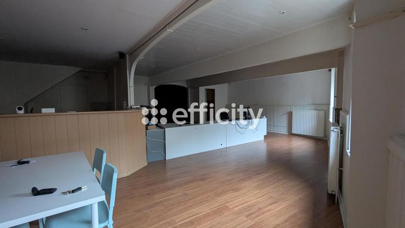 Maison - 199 m² - 6 pièces