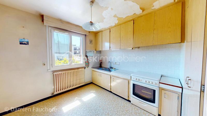 Maison - 104 m² - 5 pièces