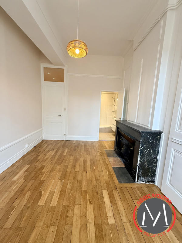 Appartement - 96 m² - 3 pièces