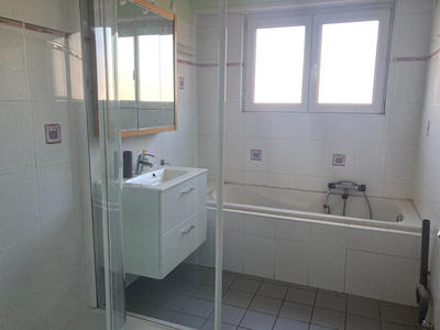 Appartement - 90 m² - 4 pièces