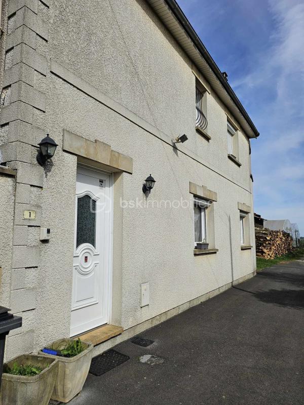 Maison traditionnelle - 236 m² - 14 pièces