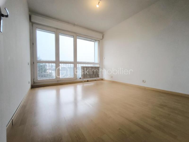Appartement - 83 m² - 4 pièces