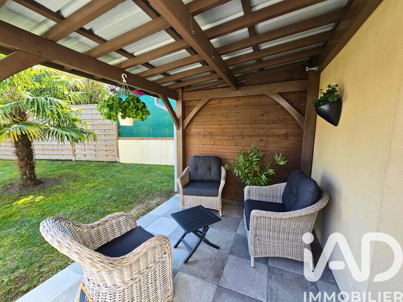 Maison - 80 m² - 4 pièces