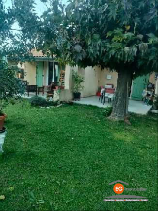 Maison - 90 m² - 3 pièces