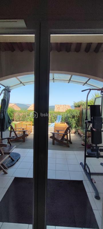 Maison - 96 m² - 4 pièces