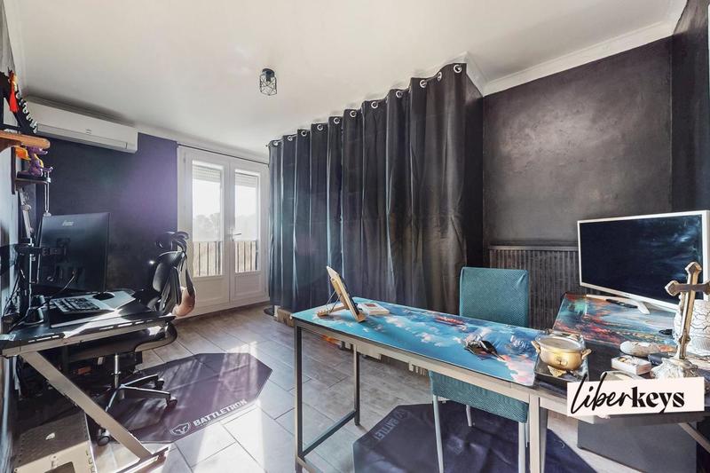 Appartement - 85 m² - 4 pièces