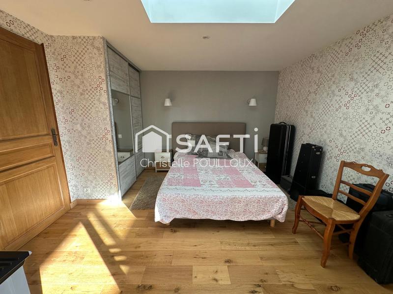 Maison - 226 m² - 11 pièces