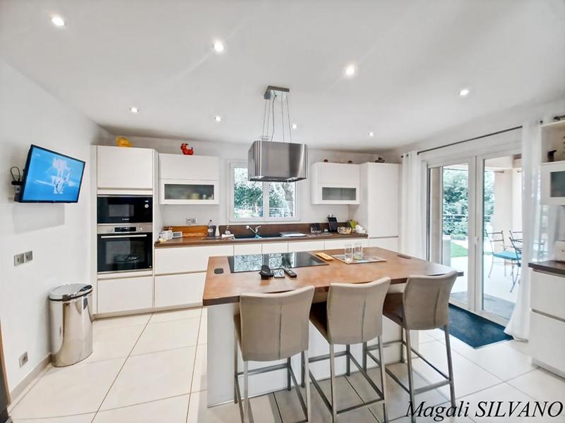 Villa - 130 m² - 5 pièces