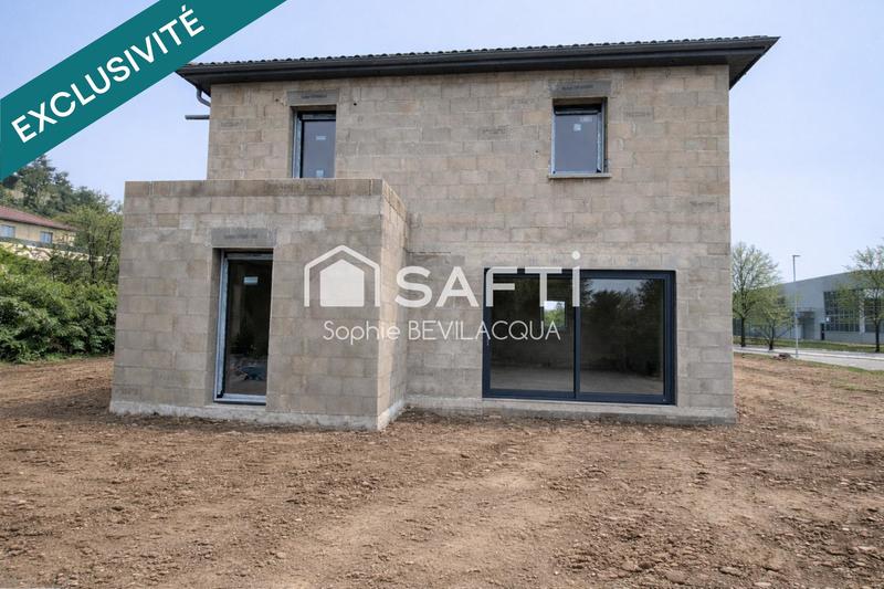 Maison - 105 m² - 5 pièces