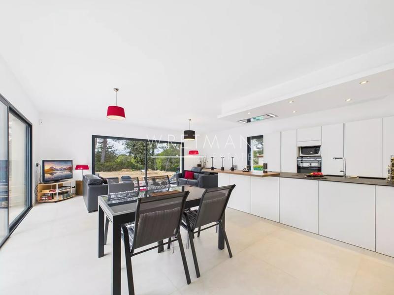 Villa - 127 m² - 4 pièces