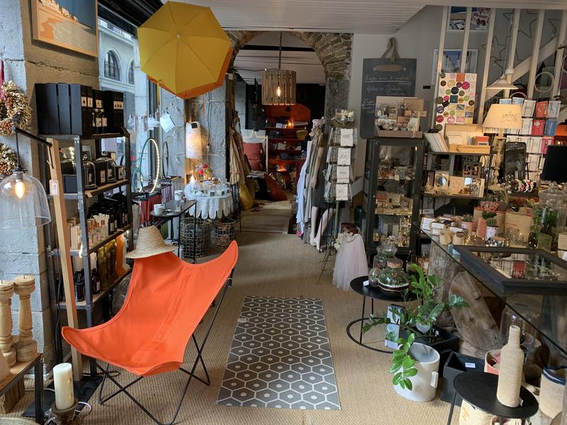 Extravagance Cabinet de curiosité