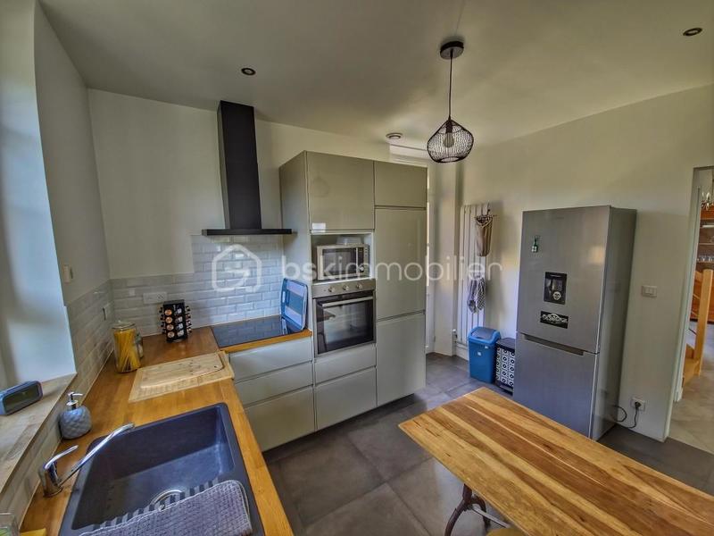 Maison - 136 m² - 5 pièces