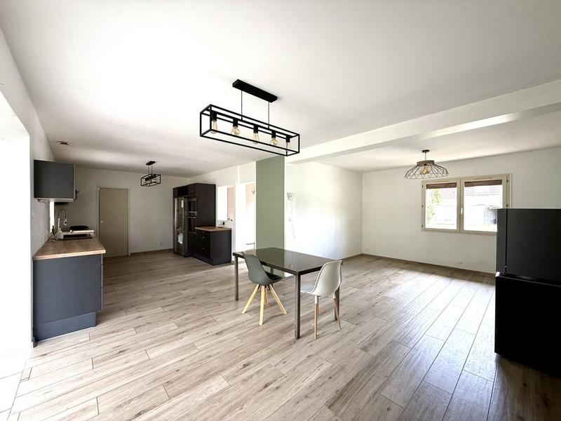 Pavillon - 145 m² - 6 pièces