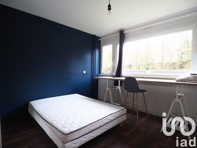 Appartement - 85 m² - 5 pièces