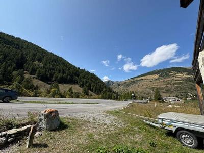 Maison - 200 m² - 3 pièces