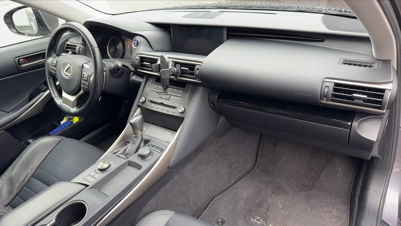 Lexus Is 2.5 Vvt-i 223 300h E-Cvt Pack Business