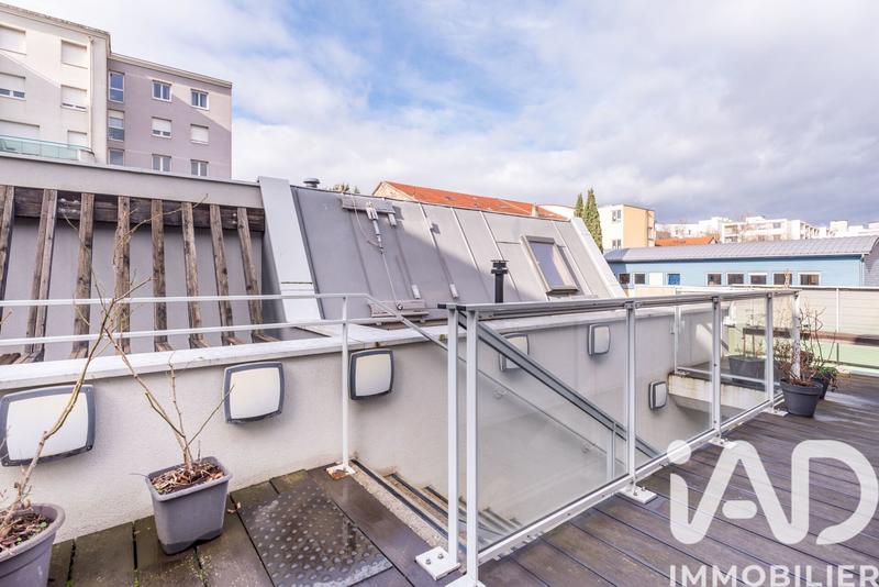 Appartement - 100 m² - 5 pièces