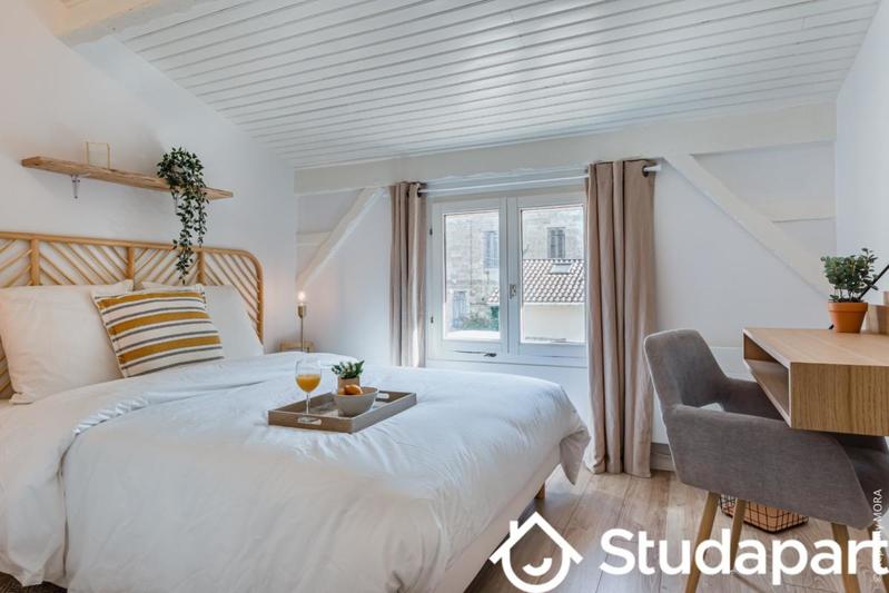 Chambre - 9 m² - 1 pièce