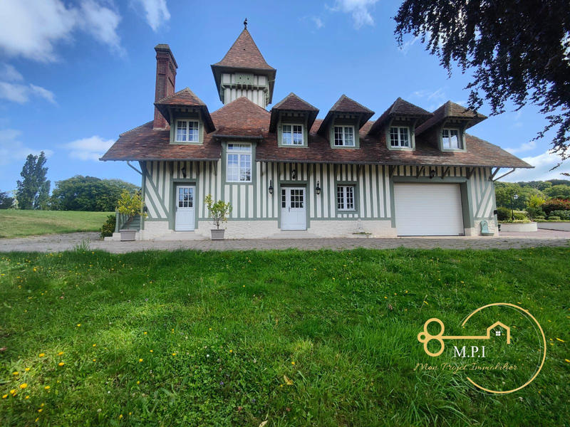 Château - 779 m² - 13 pièces