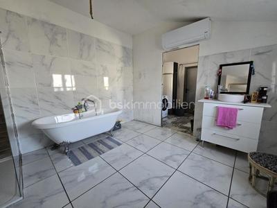 Maison - 135 m² - 5 pièces