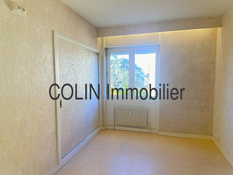 Appartement - 90 m² - 4 pièces