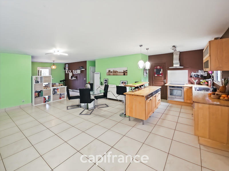 Maison - 141 m² - 6 pièces