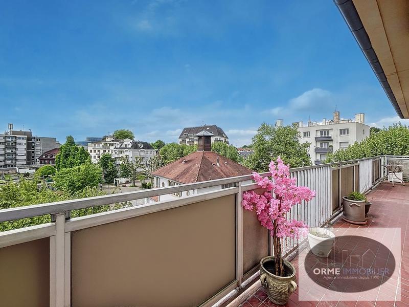 Appartement - 120 m² - 5 pièces