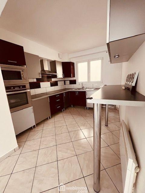 Maison de village - 96 m² - 5 pièces