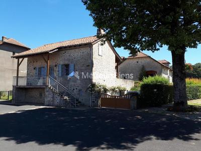 Corps de ferme - 240 m² - 8 pièces
