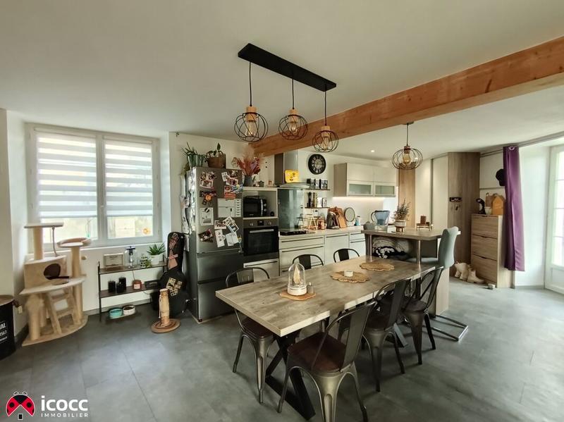 Maison - 104 m² - 4 pièces