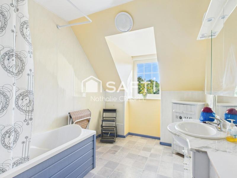 Maison - 320 m² - 8 pièces