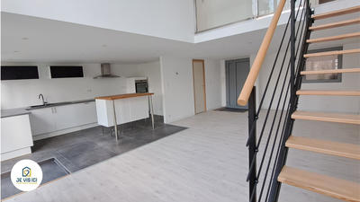Loft - 92 m² - 5 pièces