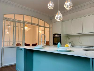 Maison - 217 m² - 8 pièces