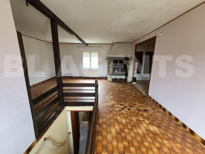 Maison - 104 m² - 5 pièces
