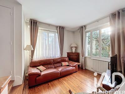 Maison - 156 m² - 8 pièces