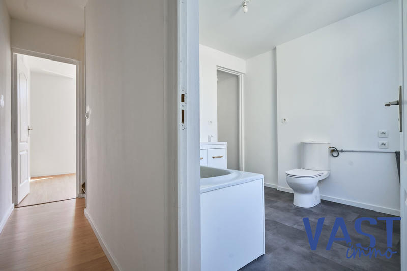 Maison - 92 m² - 4 pièces