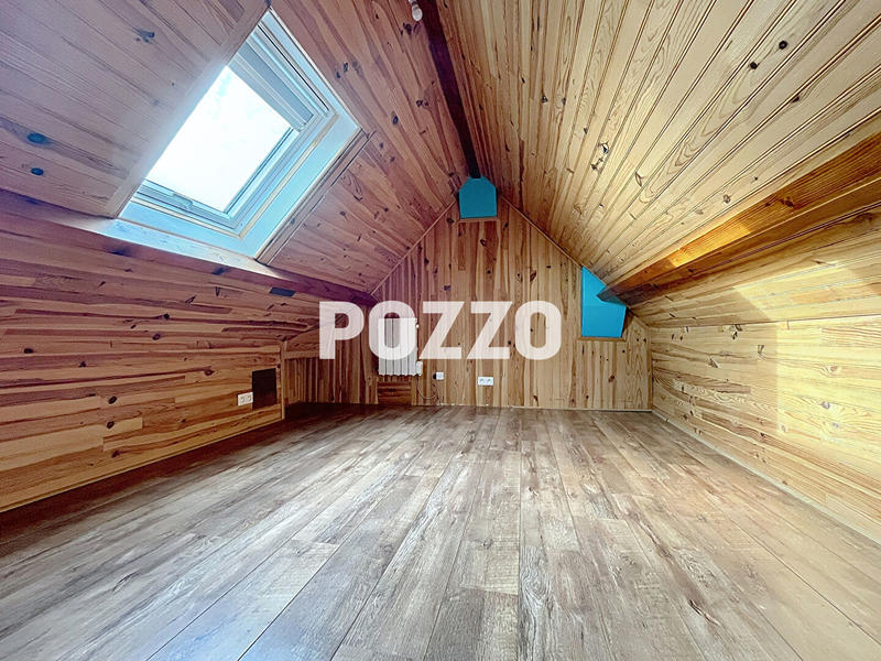 Appartement - 103 m² - 7 pièces