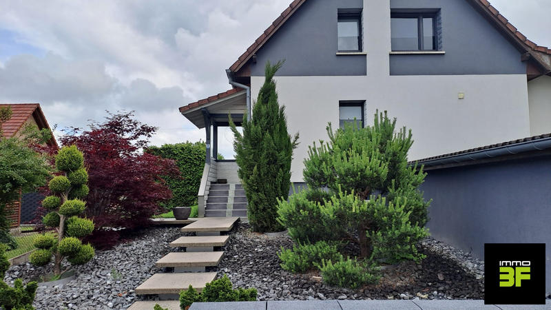 Maison - 157 m² - 6 pièces