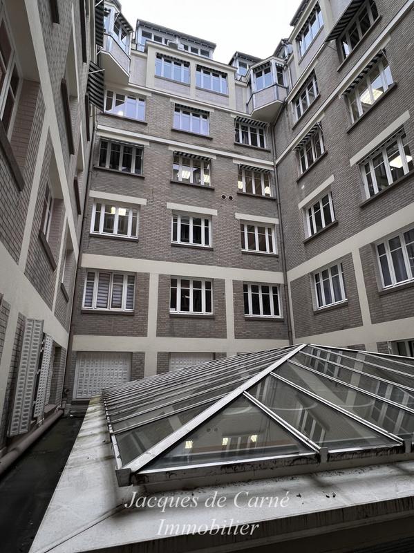 Bureau - 37 m² - 1 pièce