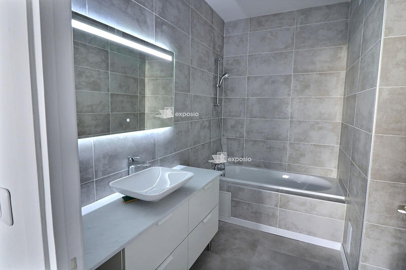 Appartement - 70 m² - 2 pièces