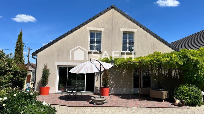 Maison - 213 m² - 6 pièces