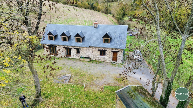 Maison ancienne - 112 m² - 5 pièces