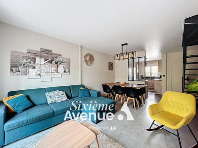 Maison - 93 m² - 5 pièces